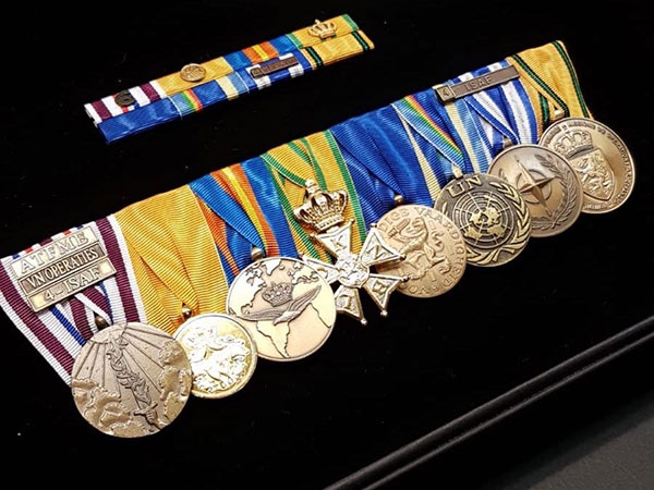 Militaire emblemen kopen | Voortman Onderscheidingen Militaire emblemen kopen