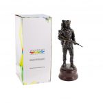 Beeld Marinier op bergtraining Voortman Onderscheidingen